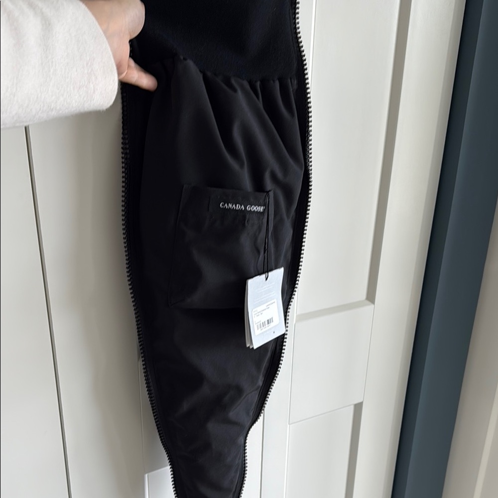 Canada Goose jacket insert Pregnancy